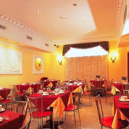 מלון Stromboli 3*