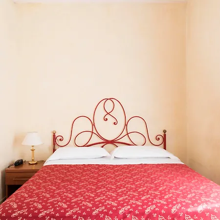 Stromboli Hotel Rome
