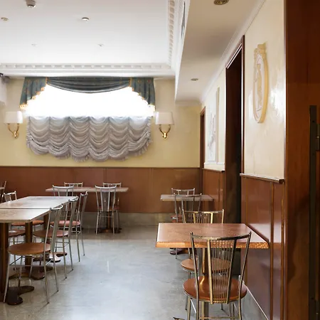 Hotel Stromboli Řím