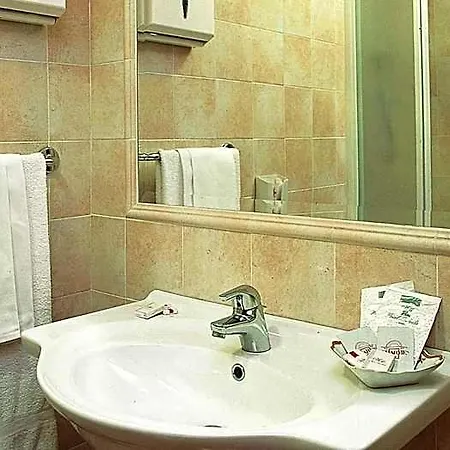 Hotel Stromboli Roma