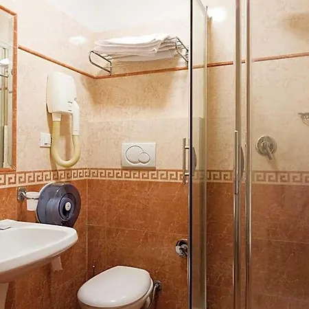 Hotel Stromboli 3*