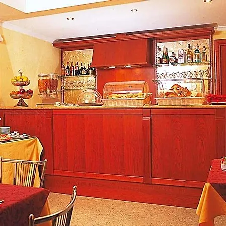 Stromboli 3* Roma