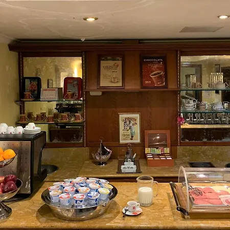 斯特隆伯利酒店