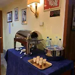 ストロンボリ ホテル ローマ